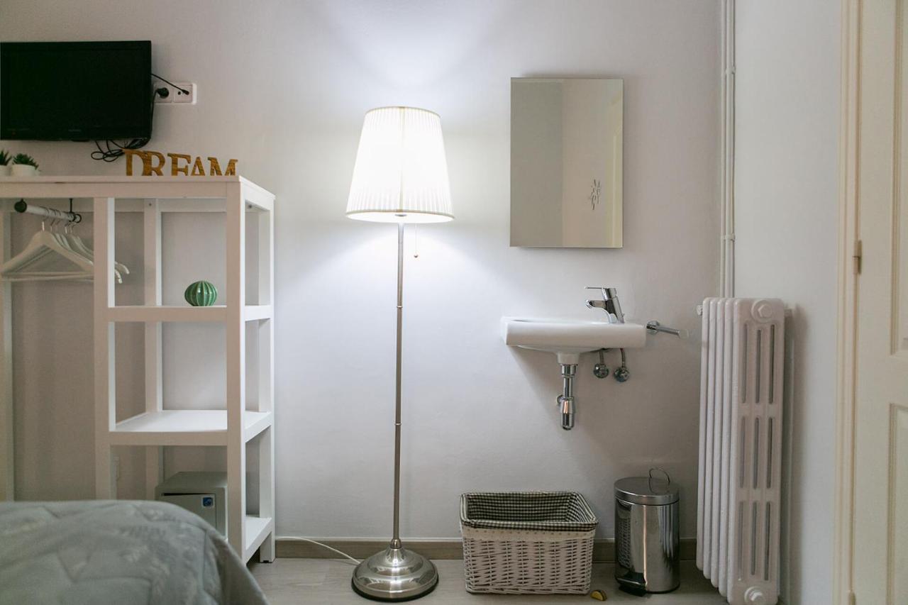 Blanc Guest House Barcelone Extérieur photo